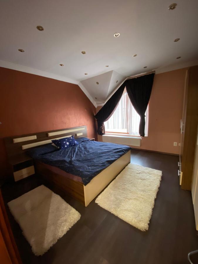 Appartement Central Apart à Oradea Extérieur photo